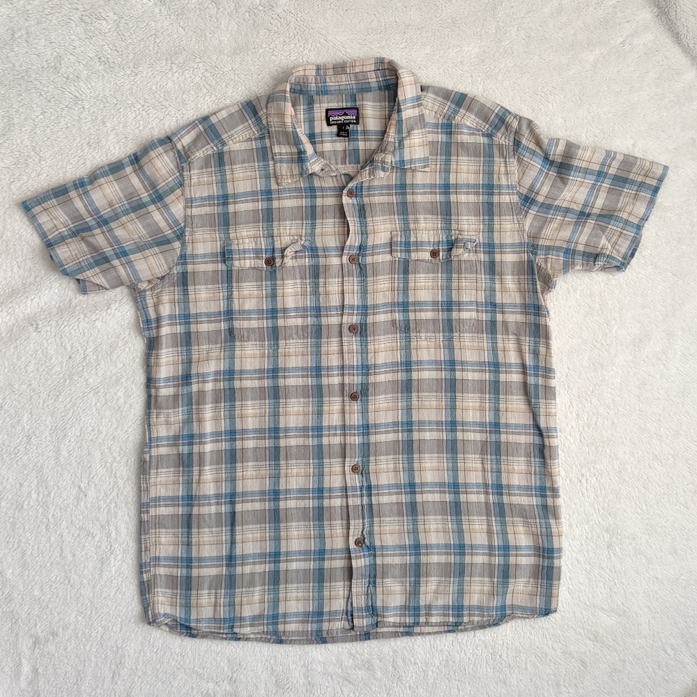Patagonia - Men's Short Sleeved Button down Shirt